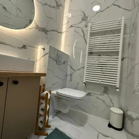 Oyster Flat Victoriei Apartment Bucharest