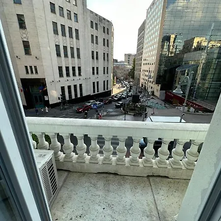Oyster Flat Victoriei * Bucharest